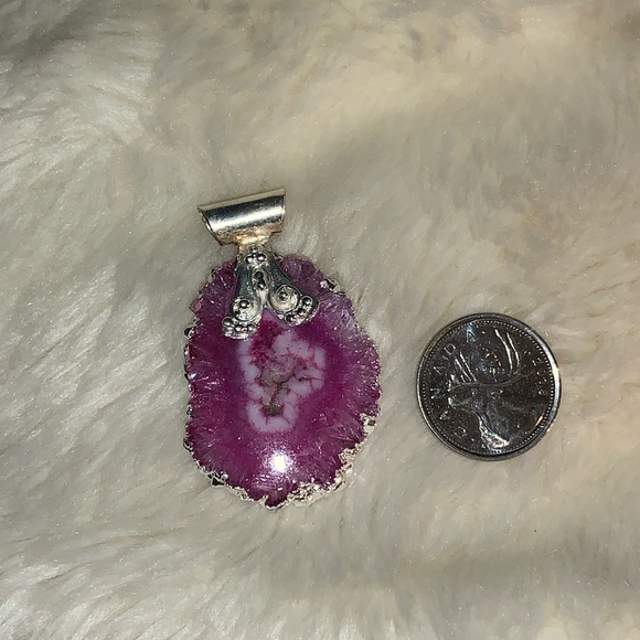 Pink crystal Druzy pendant - Picture 9 of 9